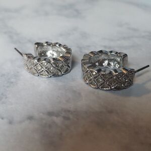 Avon Faux Diamonds Earrings